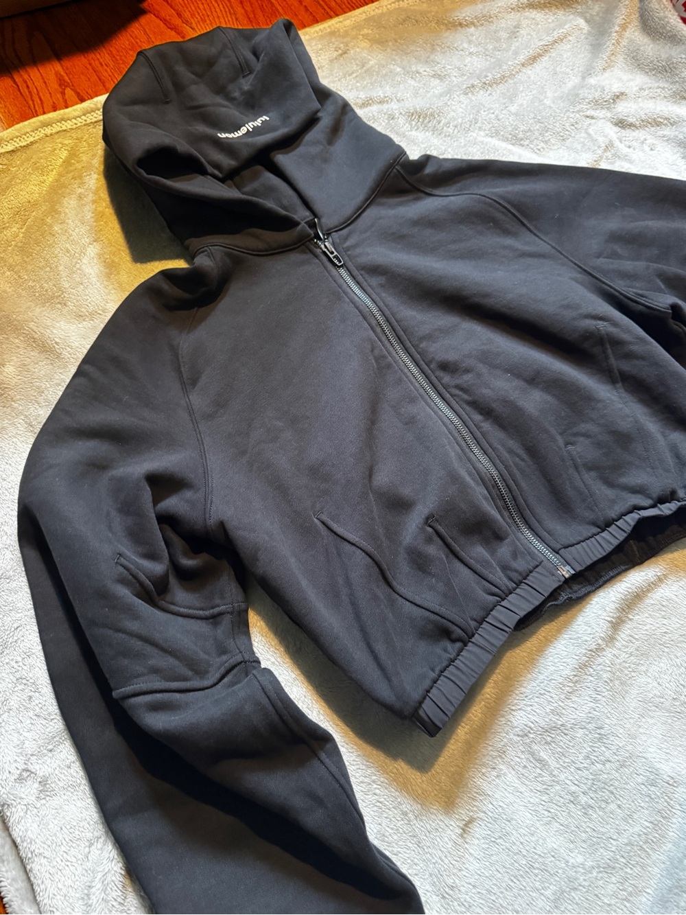 lululemon athletica Black Full-Zip Hoodie - Picture 4 of 8